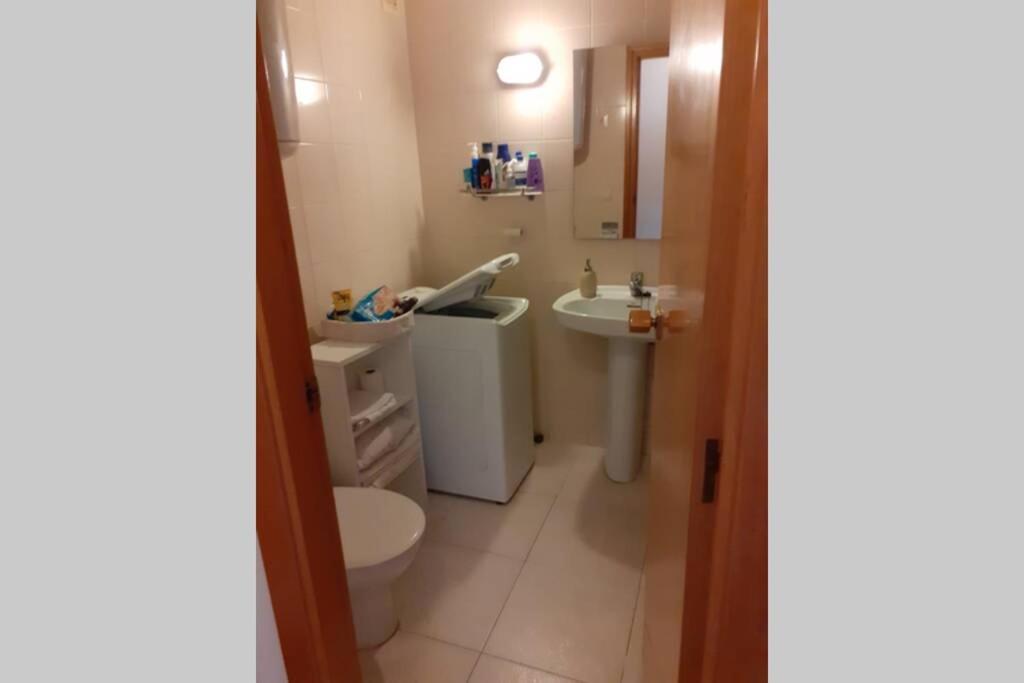 Apartamento Con Piscina En El Centro De Blanes Exterior foto